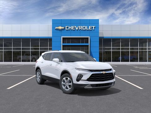 New 2026 Chevrolet Blazer LT w/ Convenience Package FWD image 1