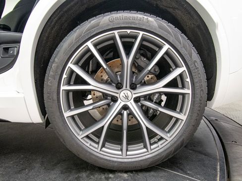 New 2026 Maserati Grecale Modena image 30