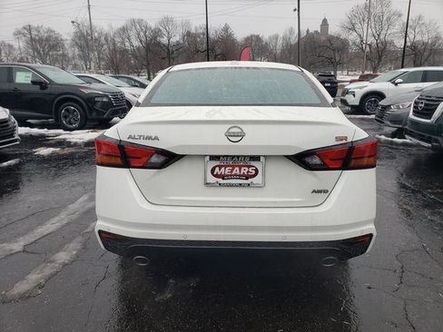 New 2025 Nissan Altima 2.5 SR AWD/4WD image 5