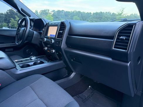 Used 2021 Ford Expedition XL RWD image 24