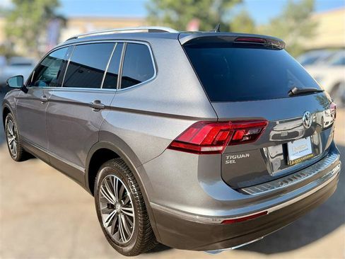 Used 2018 Volkswagen Tiguan SEL AWD/4WD image 4