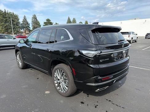 Used 2026 Buick Enclave Avenir AWD/4WD image 8