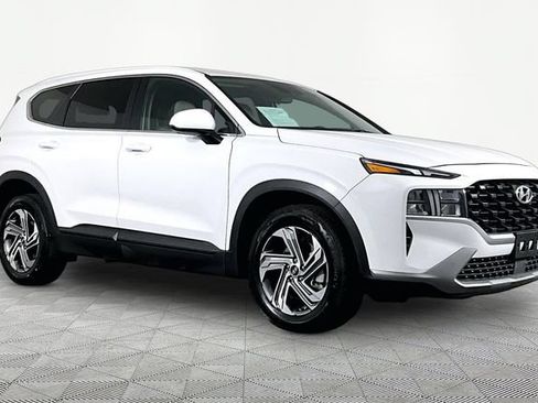 Used 2023 Hyundai Santa Fe SE FWD image 3