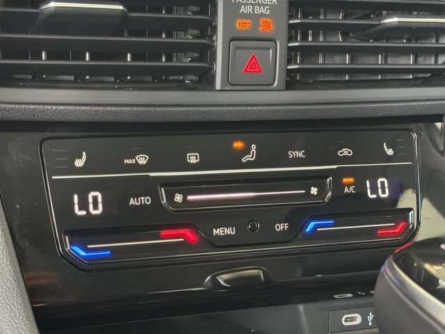 Certified 2026 Volkswagen Jetta SE FWD image 16