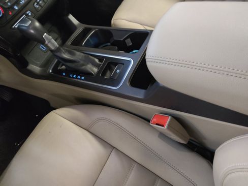 Used 2017 Ford Escape Titanium w/ Equipment Group 301A image 26