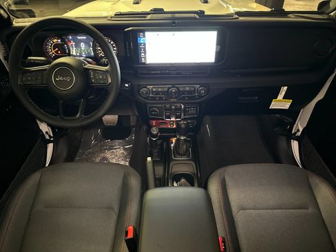 New 2026 Jeep Wrangler Unlimited Rubicon AWD/4WD image 12