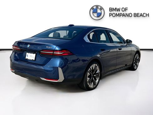 Used 2025 BMW 530i RWD image 7