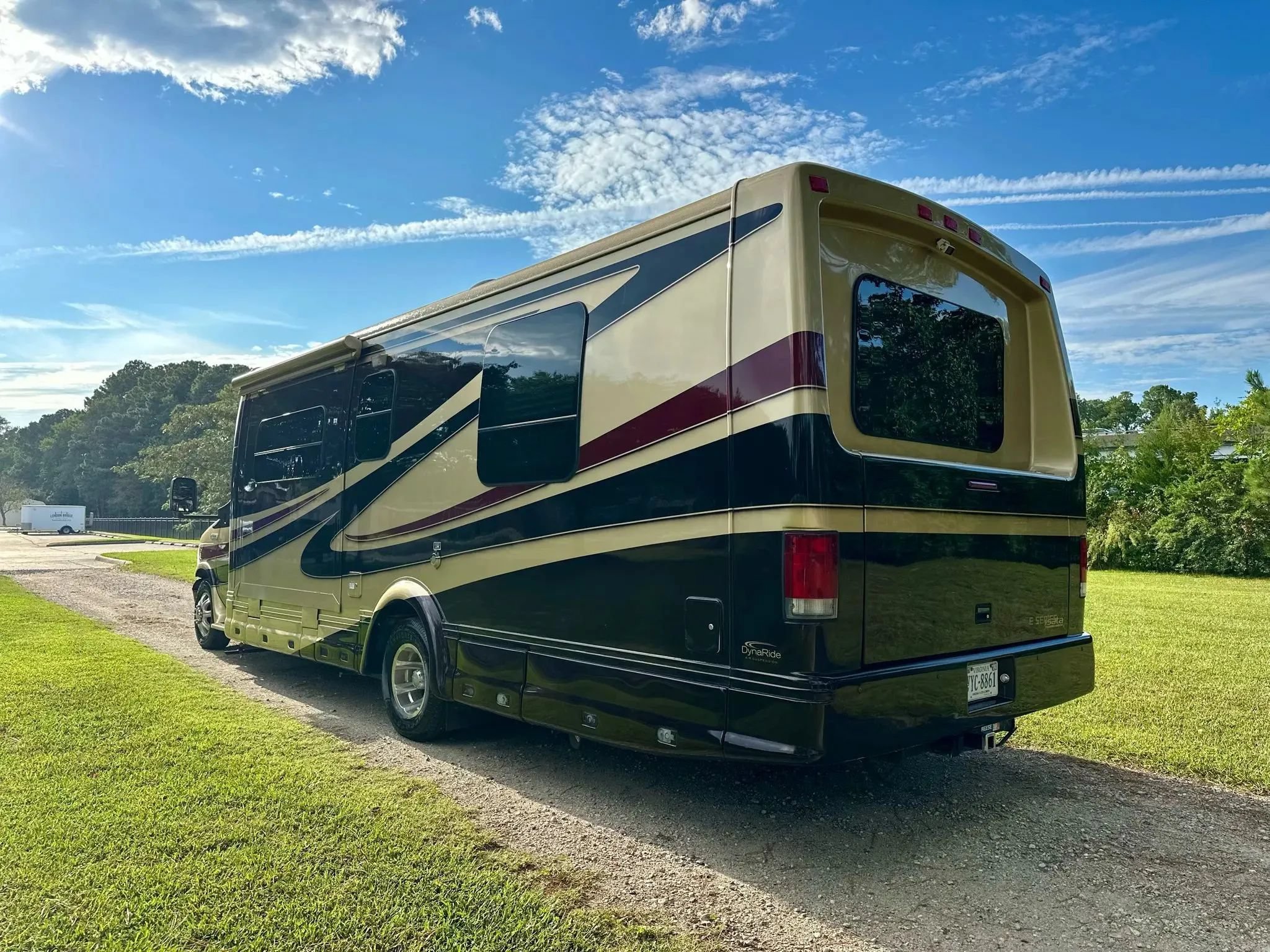 Used 2006 Ford E-450 and Econoline 450 RWD image 11