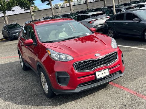Used 2017 Kia Sportage LX FWD image 3