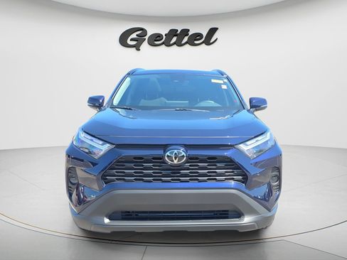 Used 2025 Toyota RAV4 XLE w/ Convenience Package FWD image 2