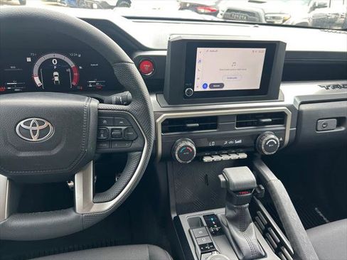 Certified 2025 Toyota Tacoma TRD Sport image 18