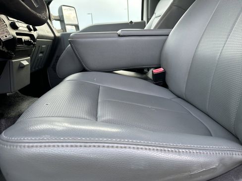 Used 2011 Ford F350 XL image 19