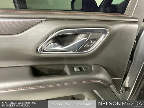 Used 2021 Chevrolet Tahoe RST w/ Luxury Package AWD/4WD image 19