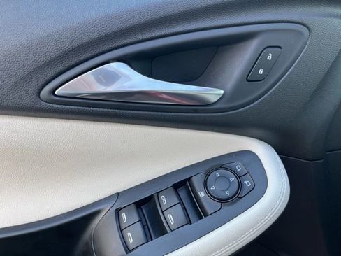 Used 2024 Buick Encore GX Preferred w/ Comfort Package image 12