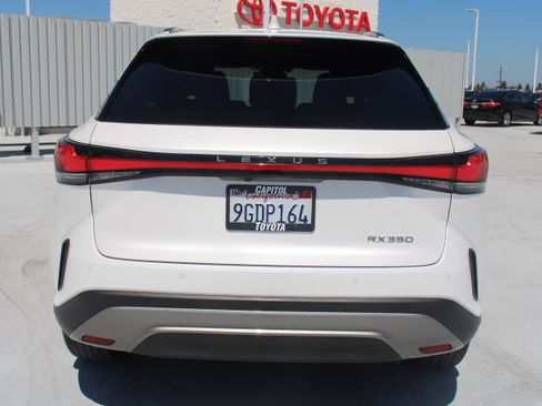 Used 2023 Lexus RX 350 Premium Plus w/ Cold Area Package FWD image 4