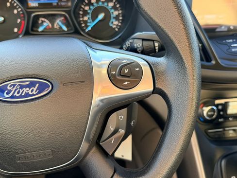 Used 2014 Ford Escape SE w/ Equipment Group 201A image 16