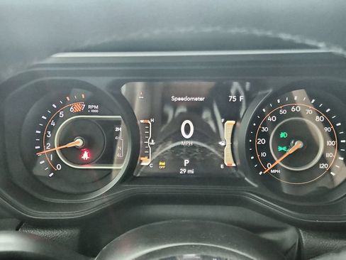 New 2026 Jeep Wrangler Unlimited Sahara AWD/4WD image 23