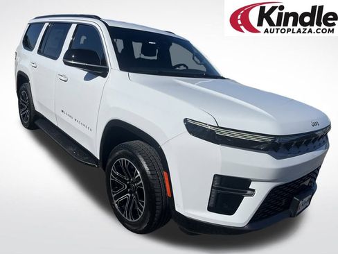 New 2026 Jeep Grand Wagoneer 4WD image 1
