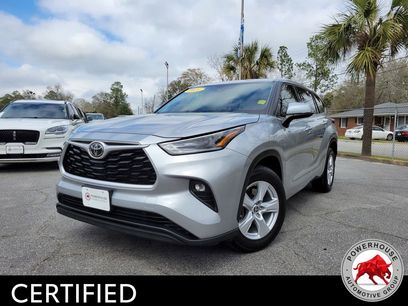 Used 2021 Toyota Highlander LE