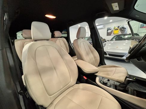Used 2018 BMW X1 sDrive28i FWD image 18