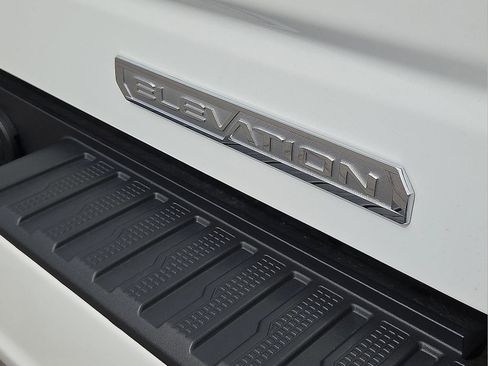 Used 2024 GMC Sierra 1500 Elevation w/ Elevation Premium Package image 8