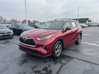 Used 2022 Toyota Highlander XLE