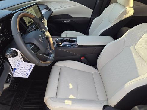 New 2026 Lexus RX 350 w/ Convenience Package image 9