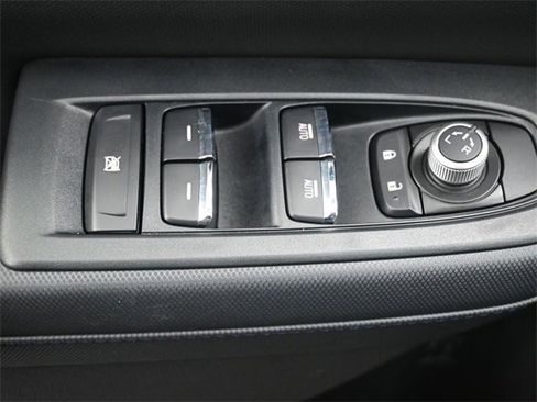 Certified 2025 Subaru Forester Limited image 14