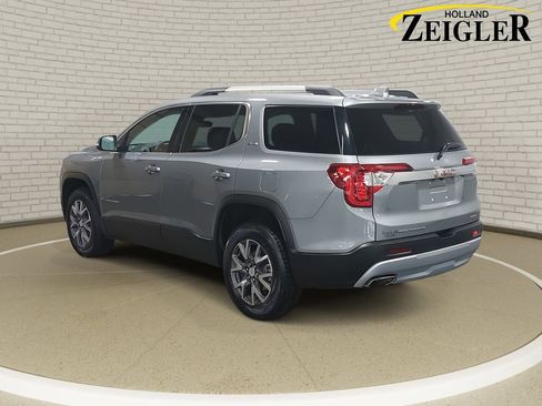 Used 2023 GMC Acadia SLE w/ Driver Convenience Package image 7