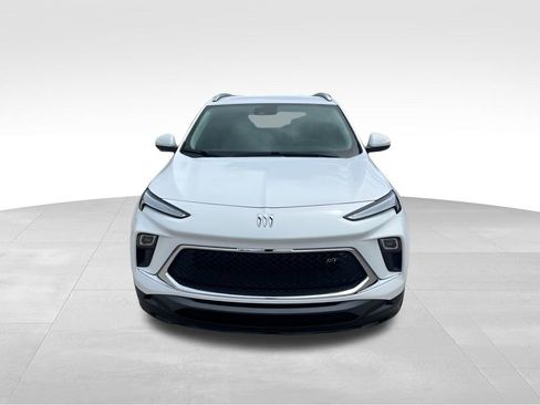 Used 2025 Buick Encore GX Sport Touring w/ Comfort Package image 8