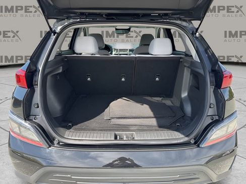 Used 2023 Hyundai Kona SE image 27