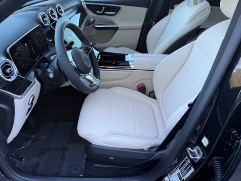 New 2026 Mercedes-Benz GLC 300 GLC 300 image 10