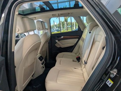 Used 2023 Audi Q5 2.0T Premium Plus w/ Premium Plus Package image 8