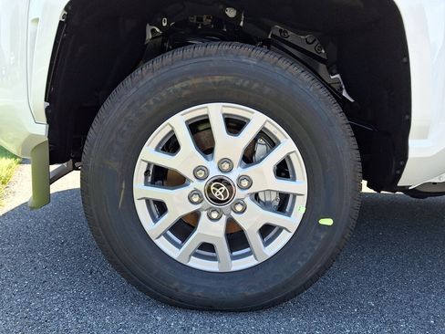 New 2026 Toyota Tacoma SR5 RWD image 4