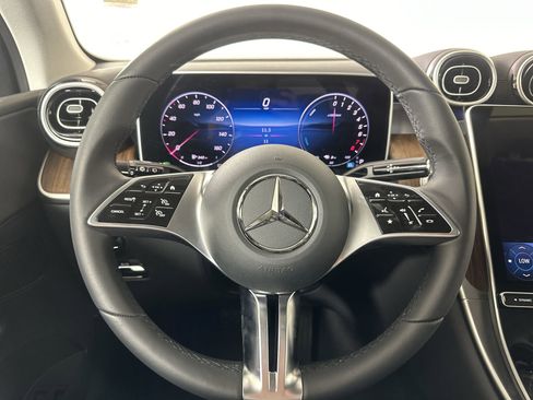 New 2025 Mercedes-Benz GLC 350e 4MATIC image 14