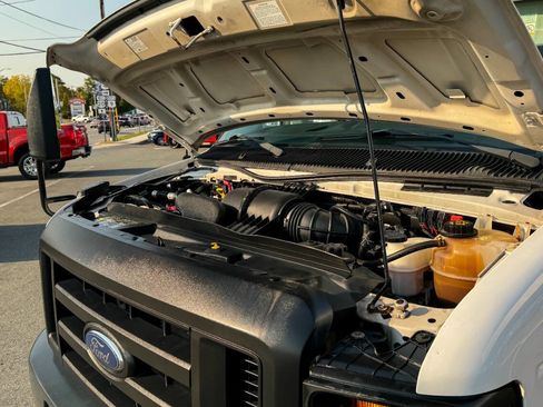 Used 2011 Ford E-350 and Econoline 350 Extended Super Duty w/ PWR Group image 38