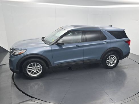 Used 2026 Ford Explorer Active AWD/4WD image 44