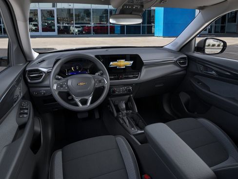 New 2026 Chevrolet TrailBlazer LT w/ LPO, Blackout Package AWD/4WD image 34