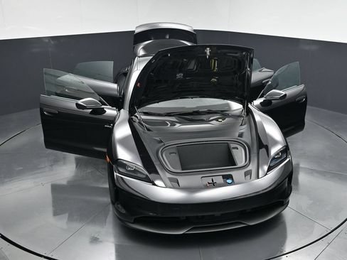 New 2025 Porsche Taycan AWD/4WD image 32