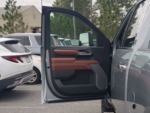 New 2026 GMC Sierra 2500 Denali Ultimate image 19