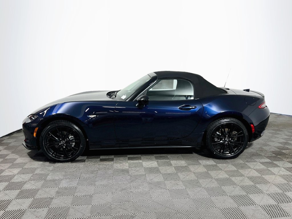 New 2026 MAZDA MX-5 Miata Club w/ Interior Package RWD image 4