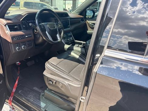 Used 2021 GMC Yukon Denali w/ Denali Ultimate Package AWD/4WD image 5