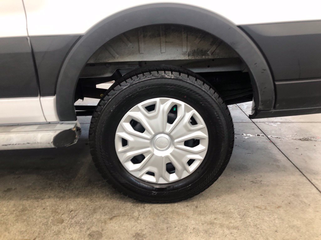 Used 2025 Ford Transit 250 Low Roof w/ Exterior Upgrade Package RWD image 20