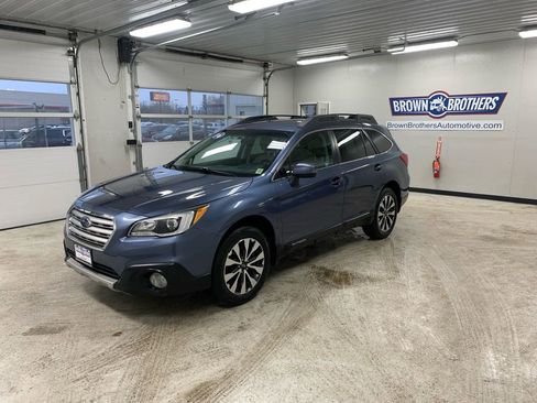 Used 2016 Subaru Outback 2.5i Limited image 1
