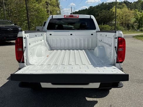 Used 2022 Chevrolet Colorado LT w/ Fleet Safety Package RWD image 15