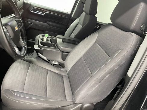 Used 2023 Chevrolet Silverado 1500 LT AWD/4WD image 12
