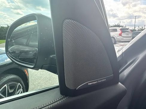 Certified 2024 BMW X5 xDrive40i w/ Premium Package AWD/4WD image 22