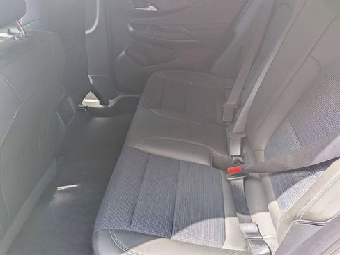 Used 2025 Buick Envista Preferred image 25