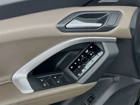 New 2025 Audi Q5 2.0T Premium Plus image 17