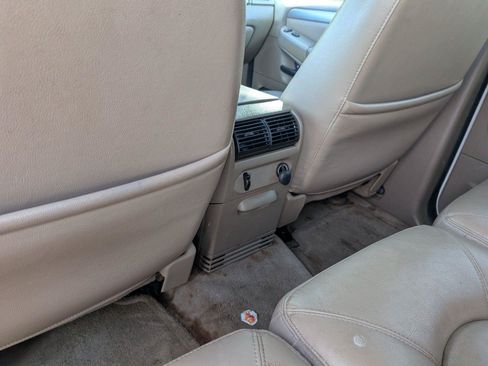 Used 2003 Ford Explorer XLT RWD image 29